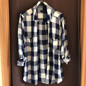 Hattie Two Pocket Button Down Top